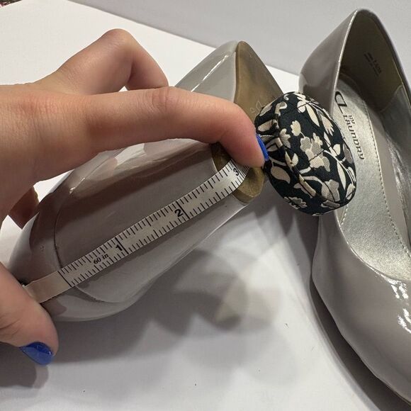 CL by Laundry Nima Patent Wedge Pump Grey Slip On 2.75” Heel Size 7.5 - Picture 14 of 16